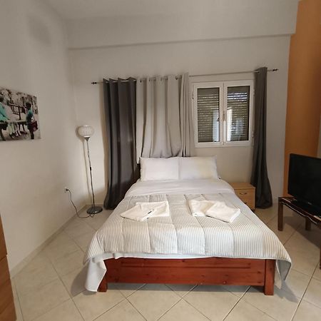 Cozy Apartment In The Center Of Aighion Achaia - Ground Floor - Ισόγειο Στουντιο เอยิโอ ภายนอก รูปภาพ